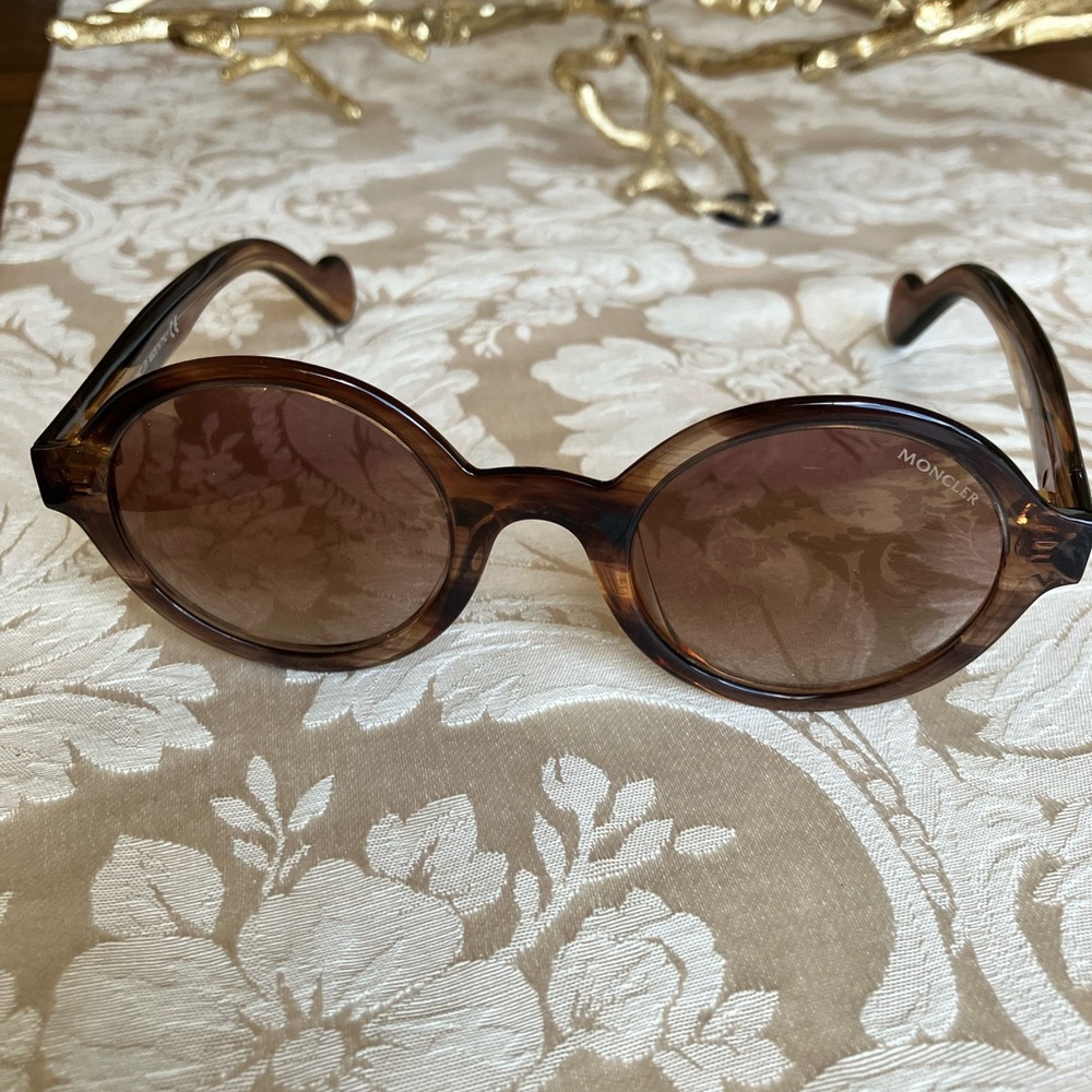 Moncler tortoise shell sunglasses - Picture 7 of 11